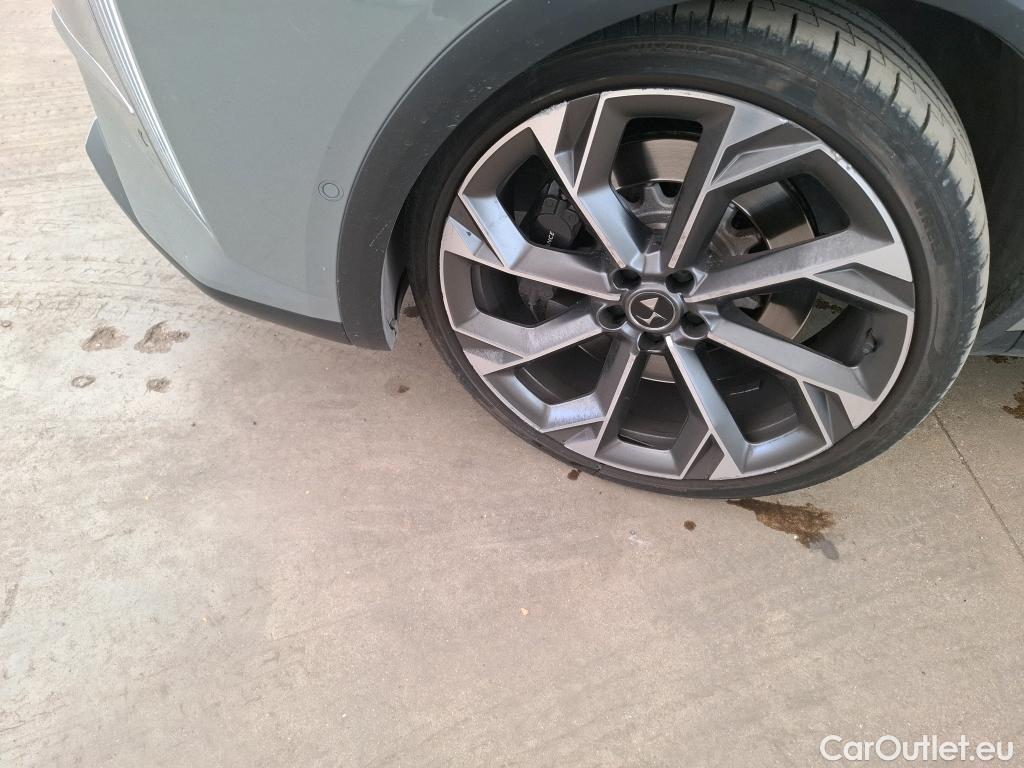  Citroen  DS 7 CROSSBACK DS 7 E-Tense 360 Opera 4x4 1.6 360CV BVA8 6E #1