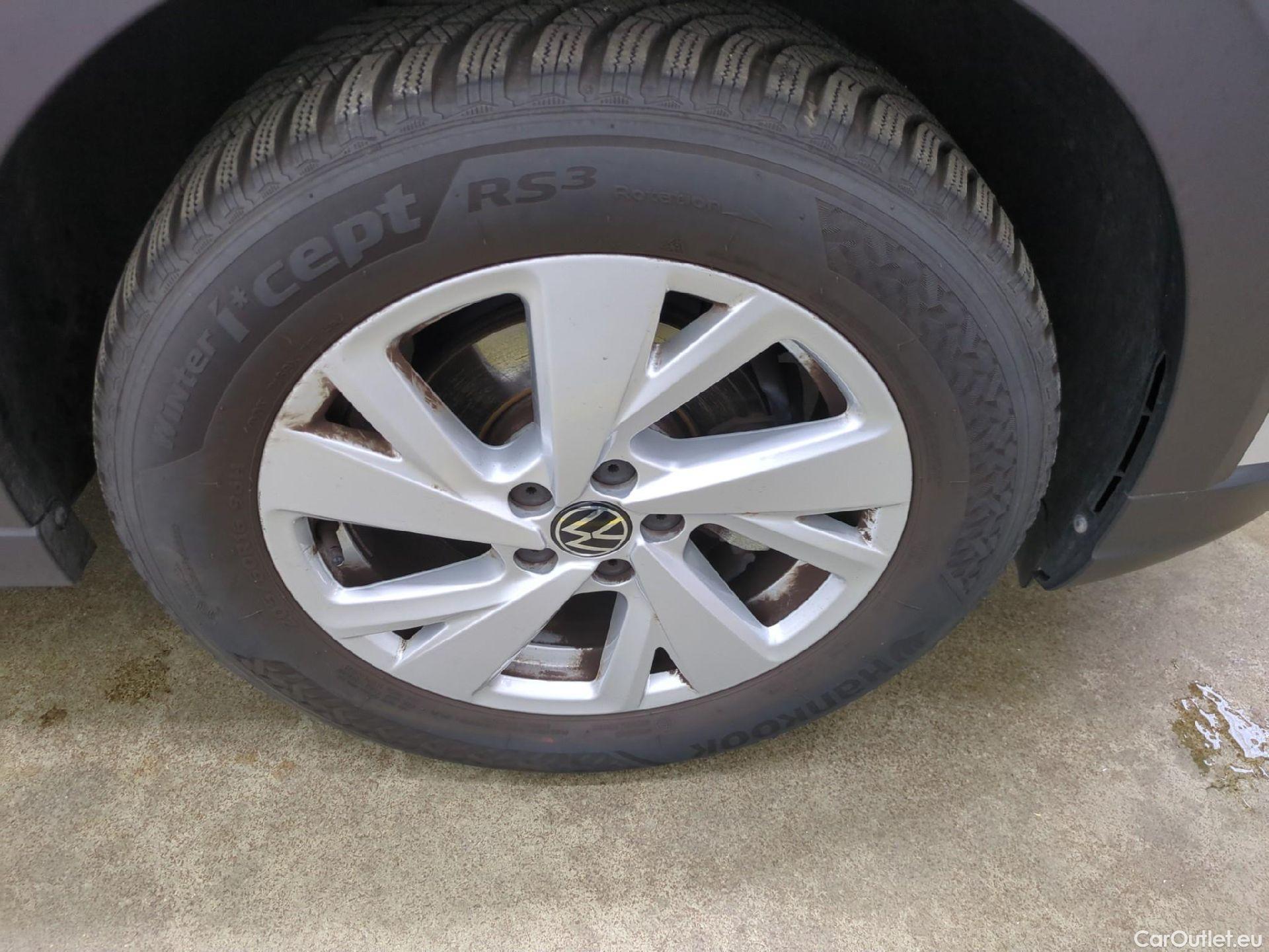  Volkswagen  Taigo  Life Business 1.0 TSI 110CV BVM6 E6d #3