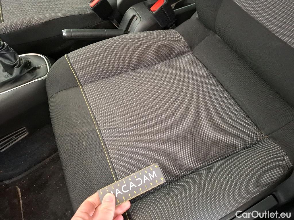  Citroen  C3  Shine Business 1.2 PureTech 110CV BVM6 E6d #28