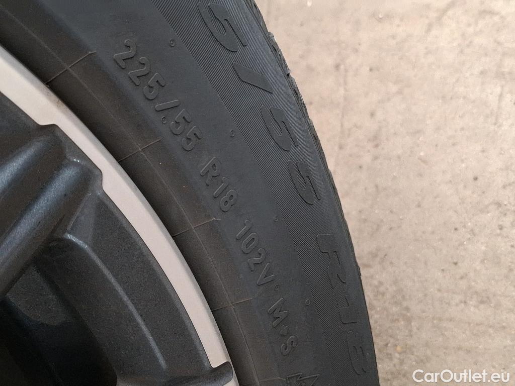  Bmw  X1 BMW  / 2022 / 5P / SUV xDrive25e M Sport DKG7 #3