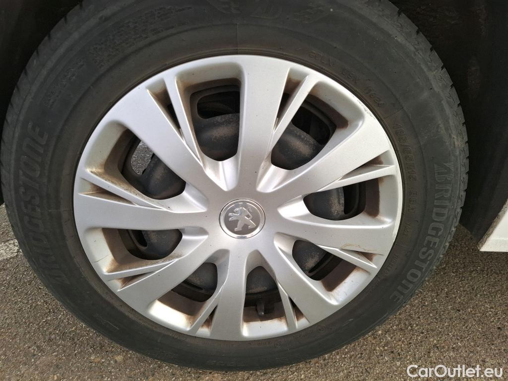  Peugeot  208  Affaire Premium Pack 1.5 HDi 100CV BVM5 E6dT #45