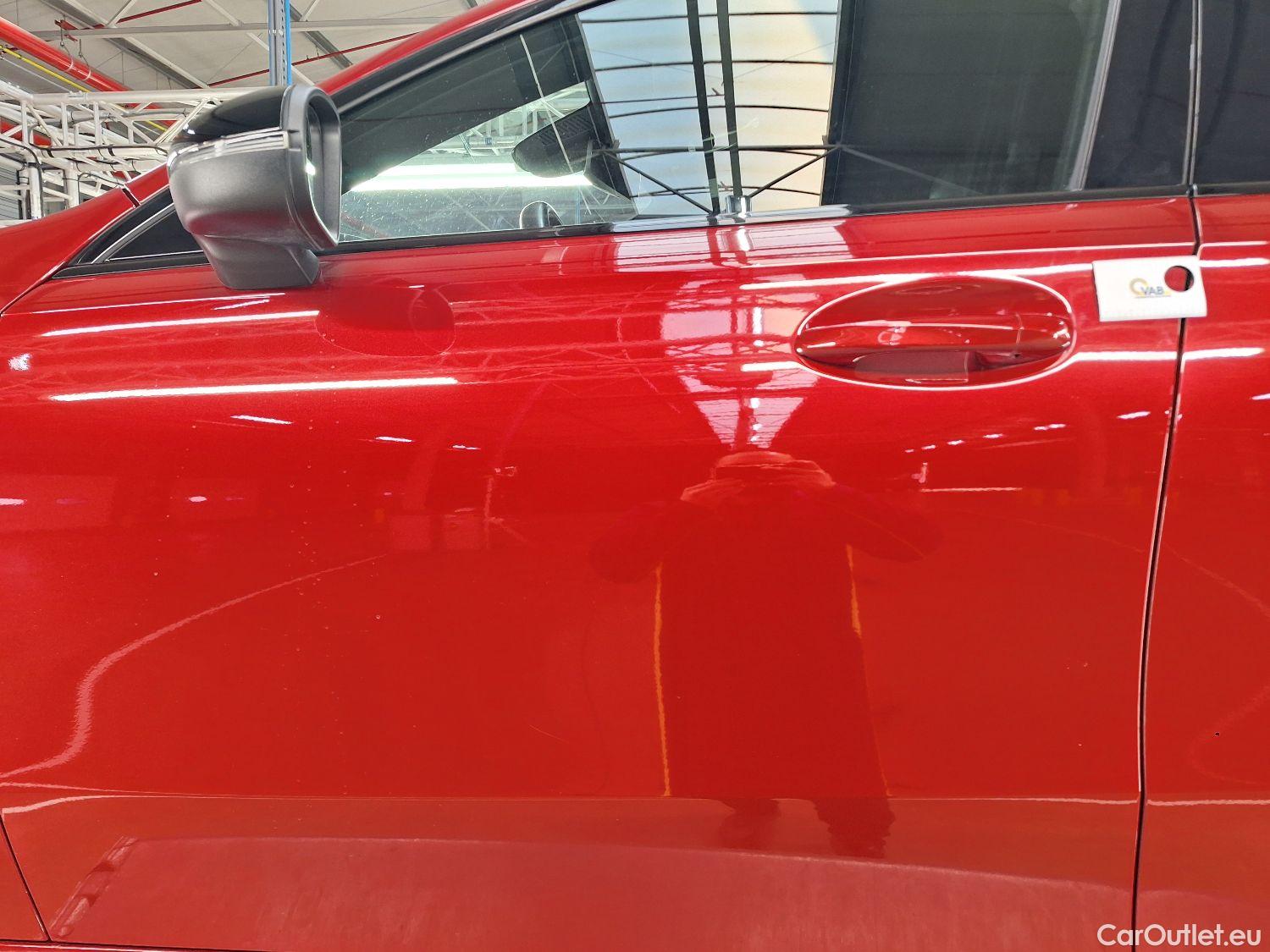  Mercedes  A-Klasse Mercedes, A-Class '18 PHEV, Mercedes-Benz  A 250 e 5d #18