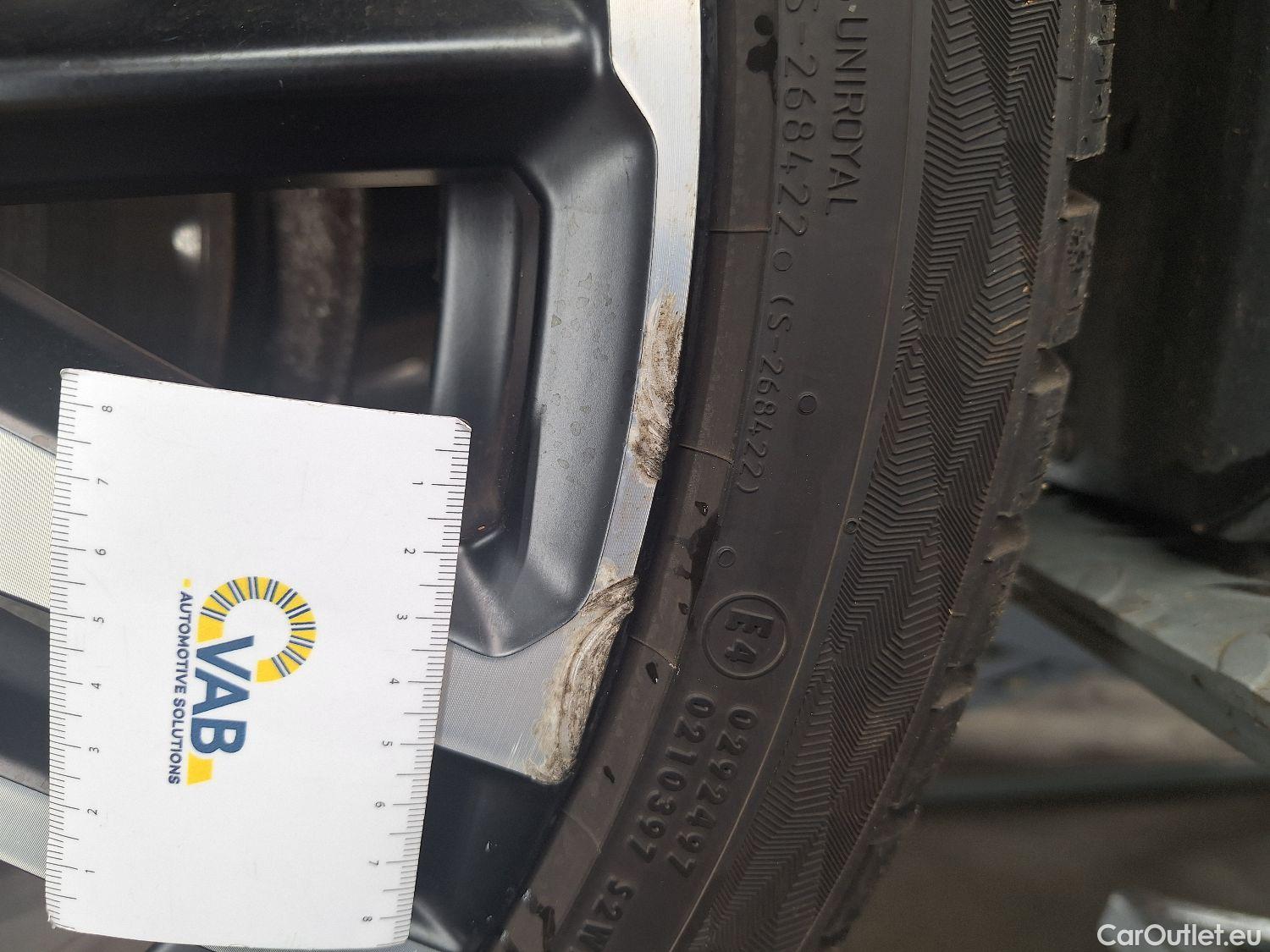  Volvo  V60 Volvo,  '18, Volvo  T6 Recharge 4x4 Geartronic R-Design 5d #57