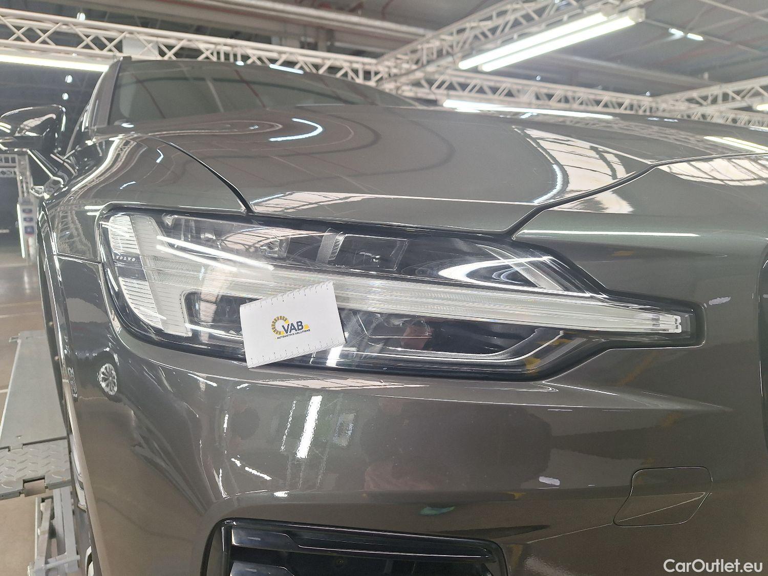  Volvo  V60 Volvo,  '18, Volvo  T6 Recharge 4x4 Geartronic R-Design 5d #36