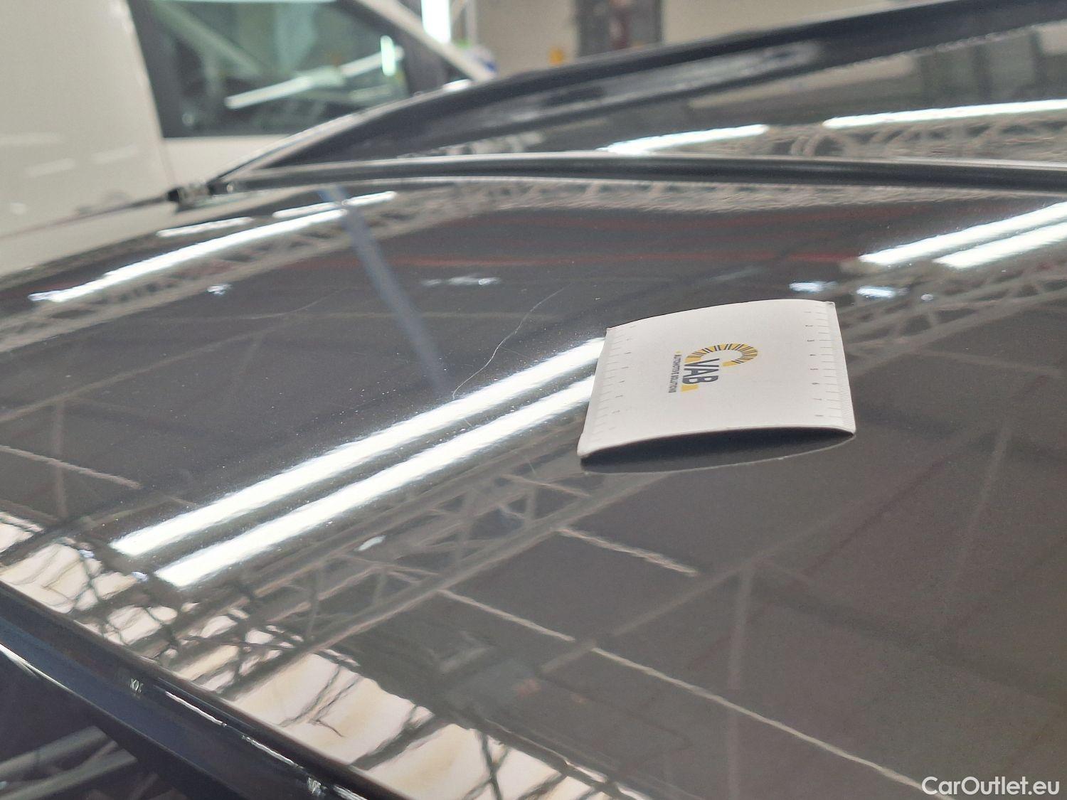  Volvo  V60 Volvo,  '18, Volvo  T6 Recharge 4x4 Geartronic R-Design 5d #31