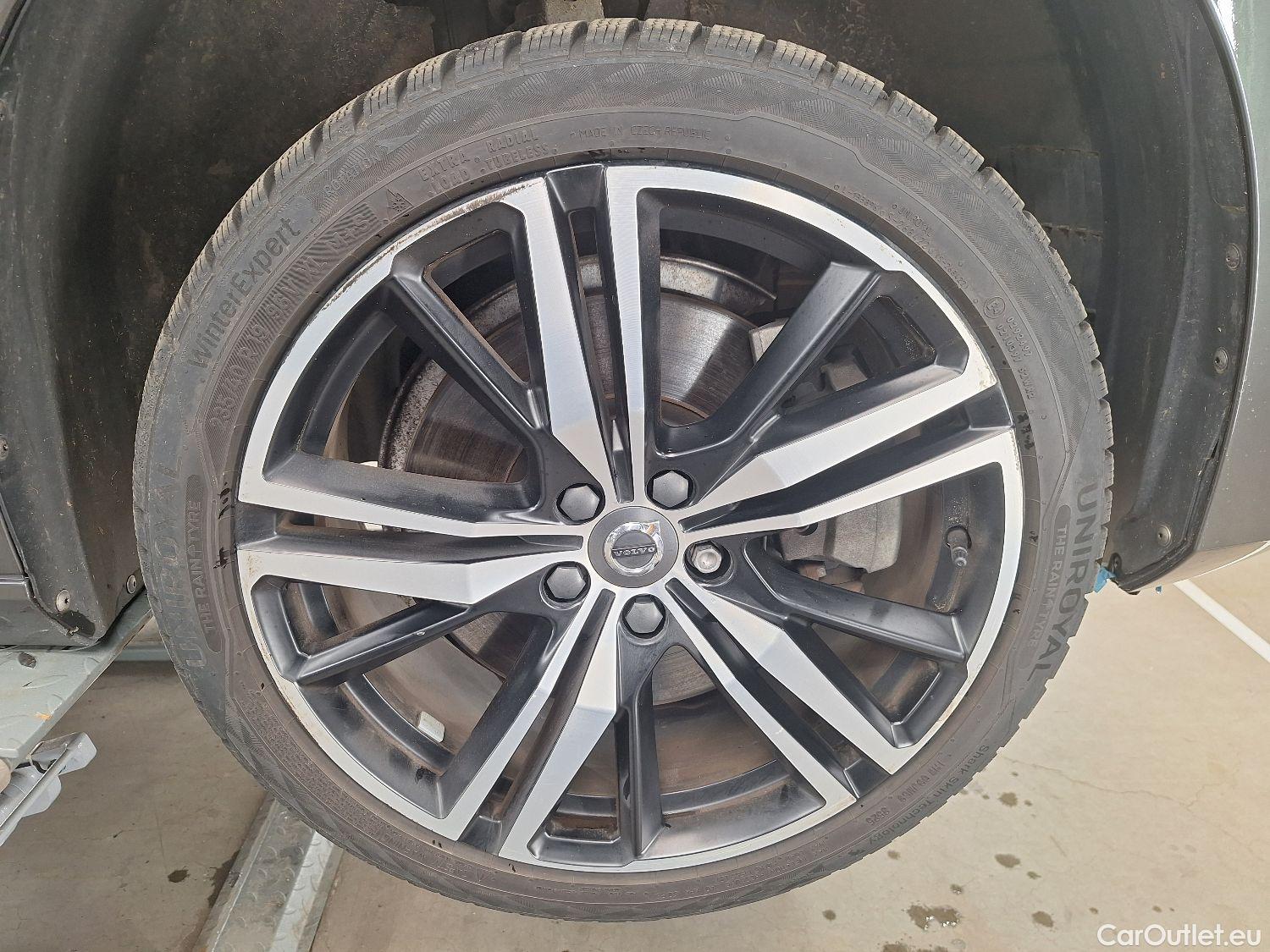  Volvo  V60 Volvo,  '18, Volvo  T6 Recharge 4x4 Geartronic R-Design 5d #1