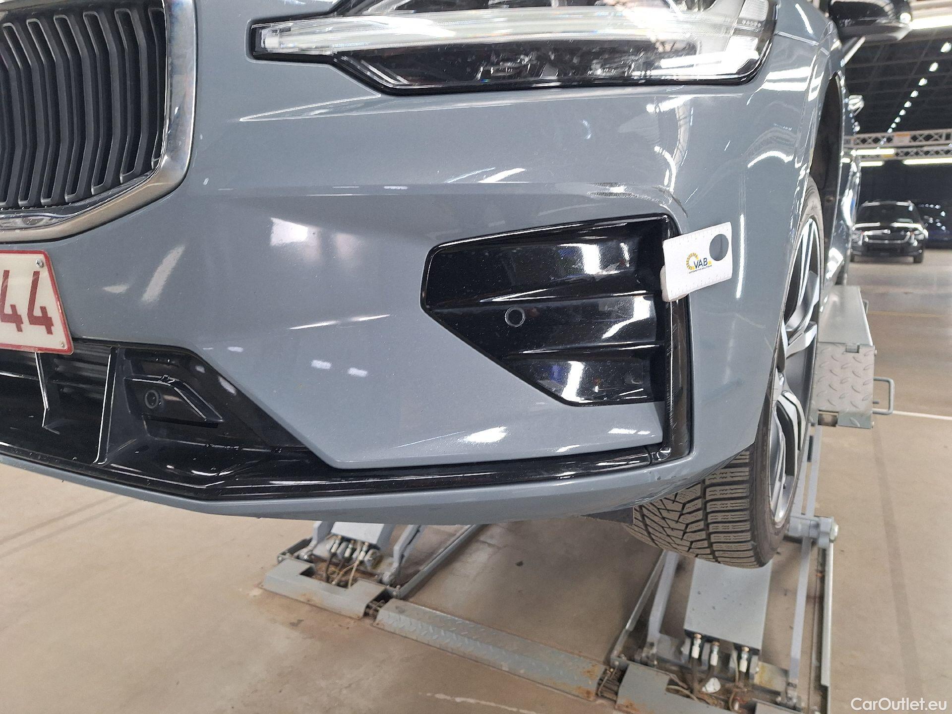  Volvo  V60 Volvo,  '18, Volvo  B4 D R-Design Aut. 5d #16