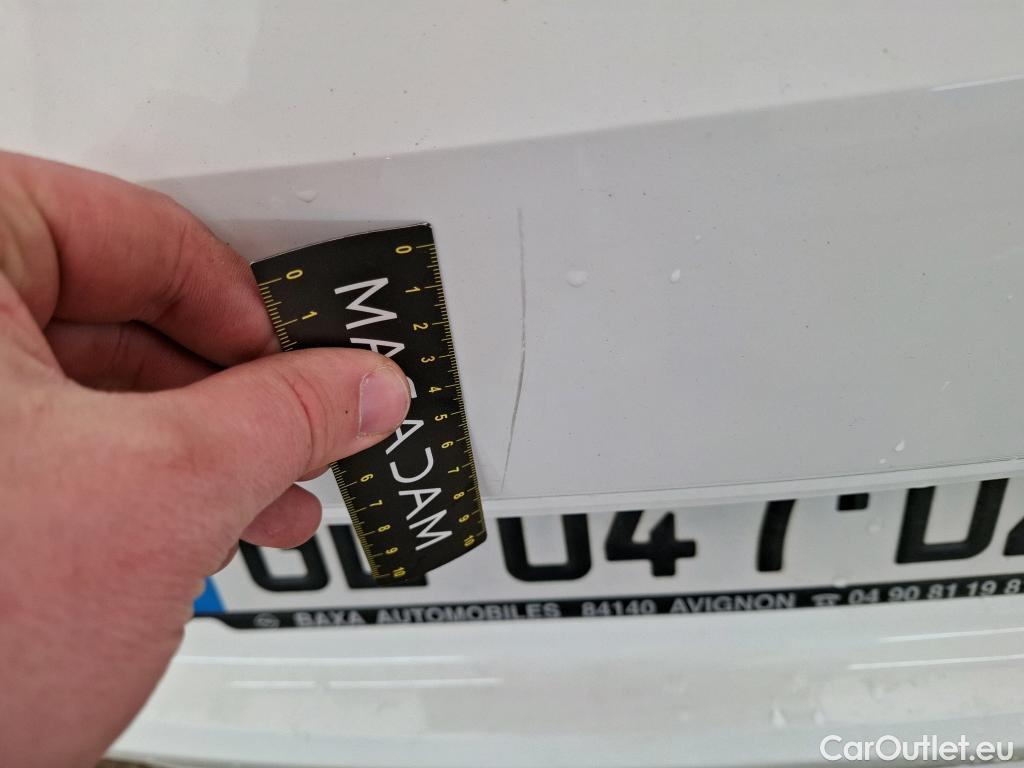  Opel   Grandland X Grandland X Elegance Business 1.5 130CV BVA8 E6d #18