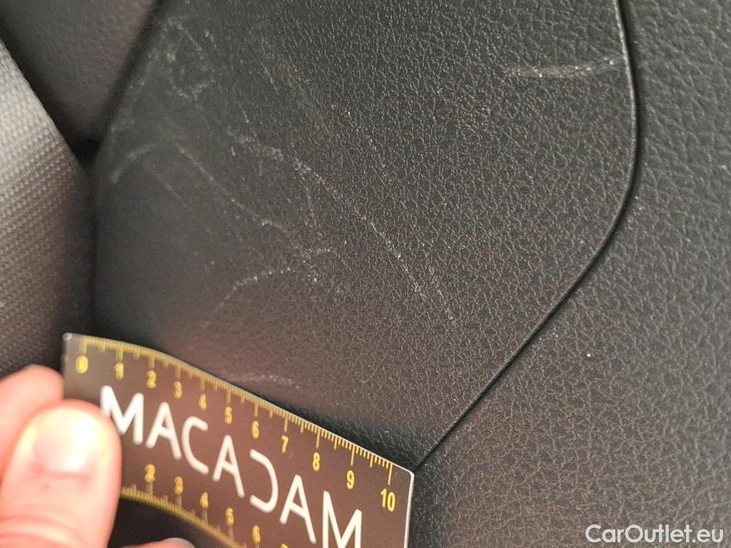  Mercedes  B-Klasse MERCEDES-BENZ Classe B / 2019 / 5P / monospace B 180 d Business Line Edition BA8 #10