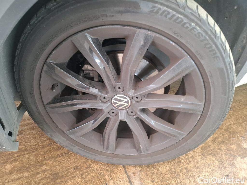  Volkswagen  T-ROC  R-Line 1.5 TSI 150CV BVA7 E6d #26