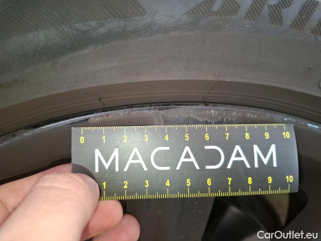  Volkswagen  T-ROC  R-Line 1.5 TSI 150CV BVA7 E6d #29