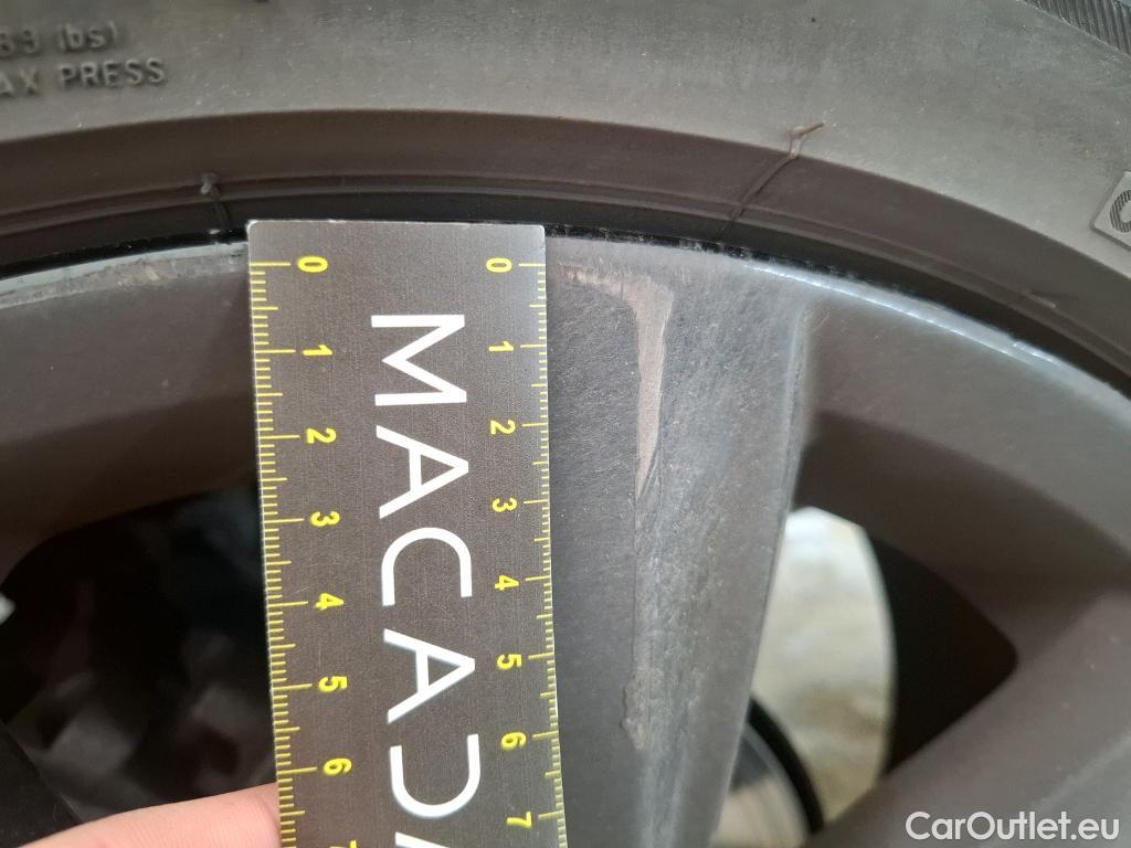  Volkswagen  T-ROC  R-Line 1.5 TSI 150CV BVA7 E6d #37