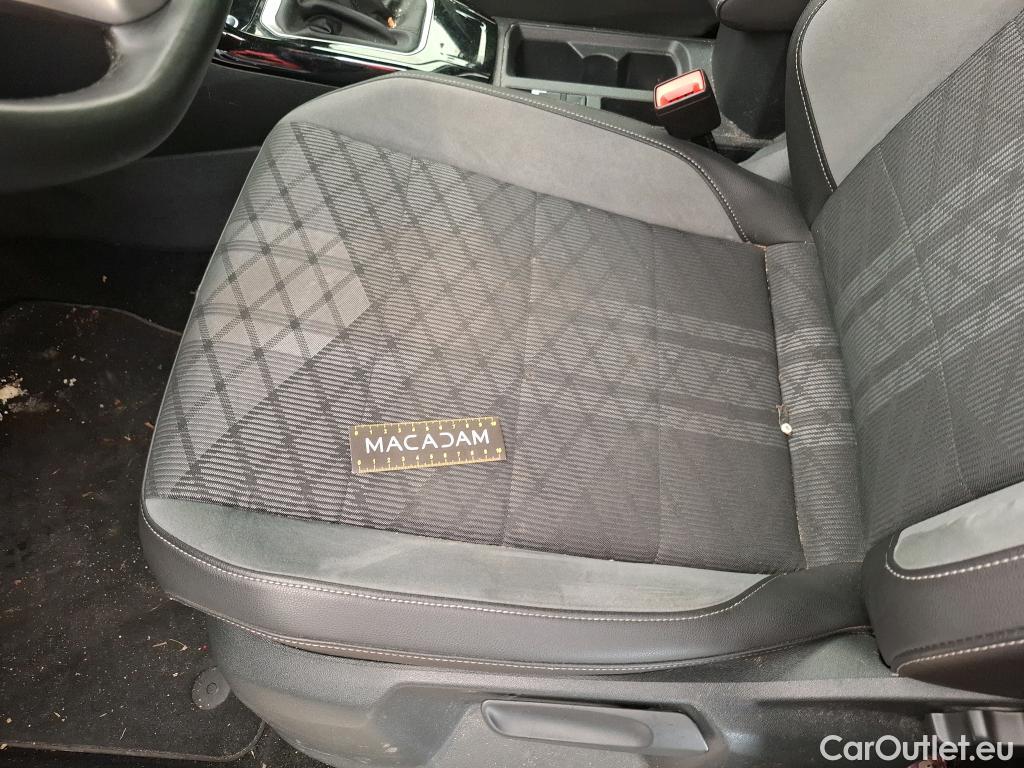  Volkswagen  T-ROC  R-Line 1.5 TSI 150CV BVA7 E6d #45