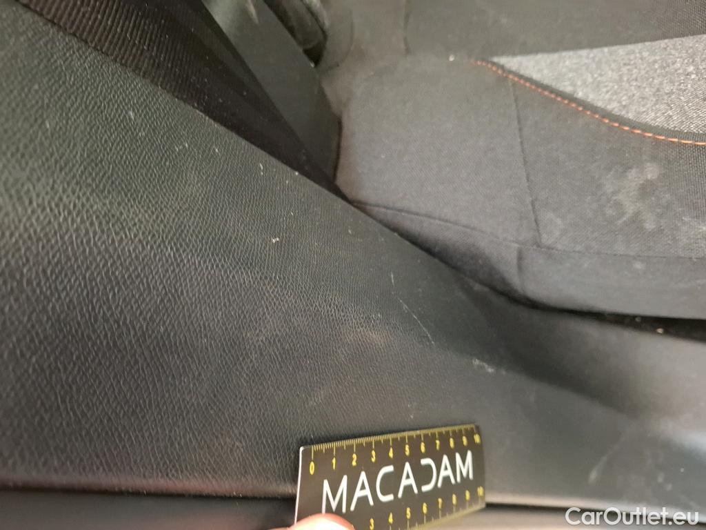  Peugeot  3008  Active Business 1.5 HDi 130CV BVA8 E6d #14