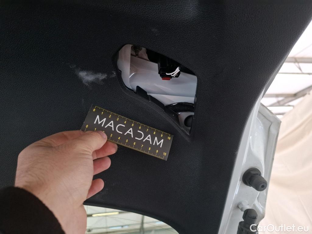  Volkswagen  T-ROC  R-Line 1.5 TSI 150CV BVA7 E6d #24