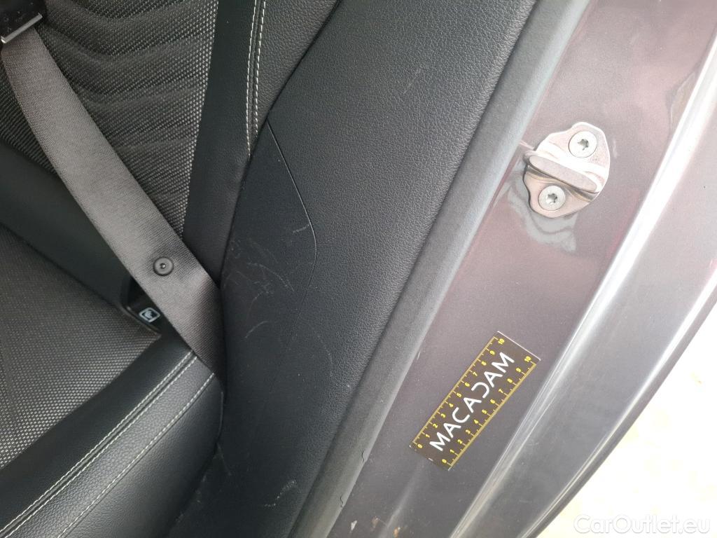  Mercedes  B-Klasse MERCEDES-BENZ Classe B / 2019 / 5P / monospace B 180 d Business Line Edition BA8 #9