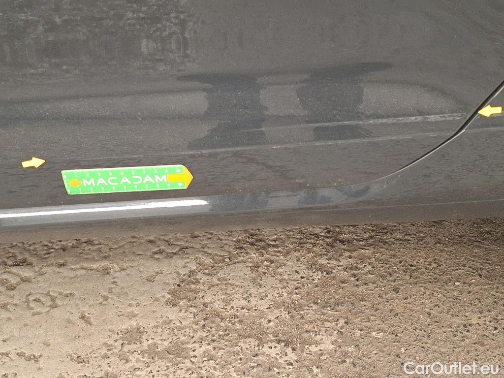  Volkswagen  Golf  VII Berline Trendline BMT/Start-Stop 1.6 TDI 115CV BVM5 E6dT #28