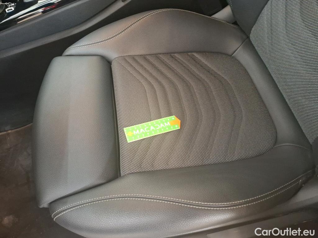  Mercedes  CLA-Klasse MERCEDES-BENZ CLA Coupe / 2019 / 4P / Coupé CLA 200 d Business Line BA8 #27