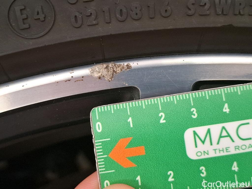  Bmw  Serie 2 BMW Série 2 Gran Coupé / 2019 / 4P / Berline 218D Business Design #39