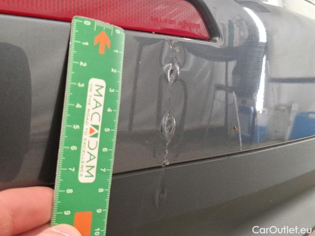  Bmw  Serie 2 BMW Série 2 Gran Coupé / 2019 / 4P / Berline 218D Business Design #6