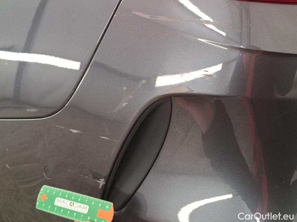  Bmw  Serie 2 BMW Série 2 Gran Coupé / 2019 / 4P / Berline 218D Business Design #8