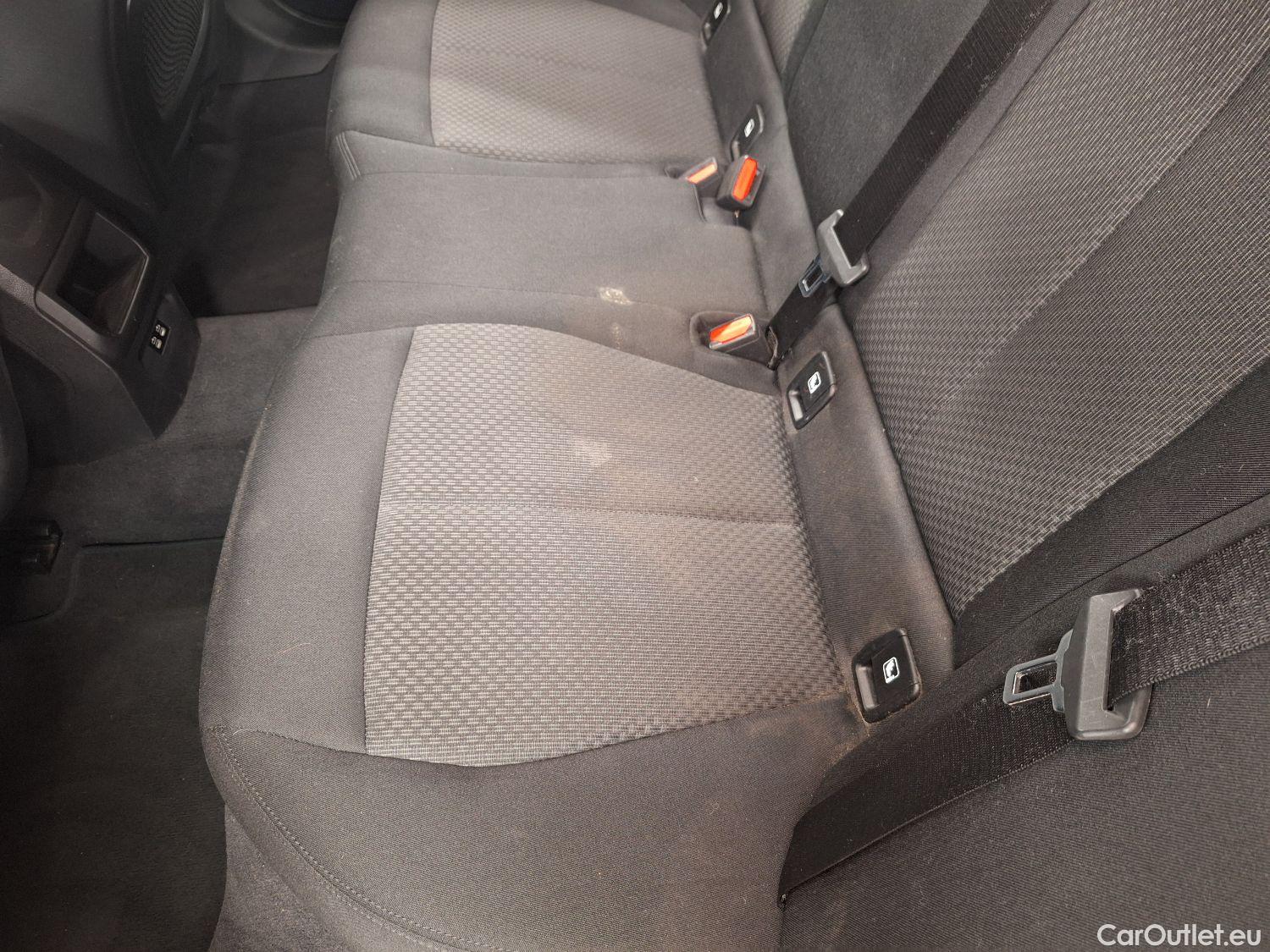  Bmw  Serie 1 BMW, 1-serie '19, BMW 1 Reeks Hatch 116dA (85 kW) 5d #44