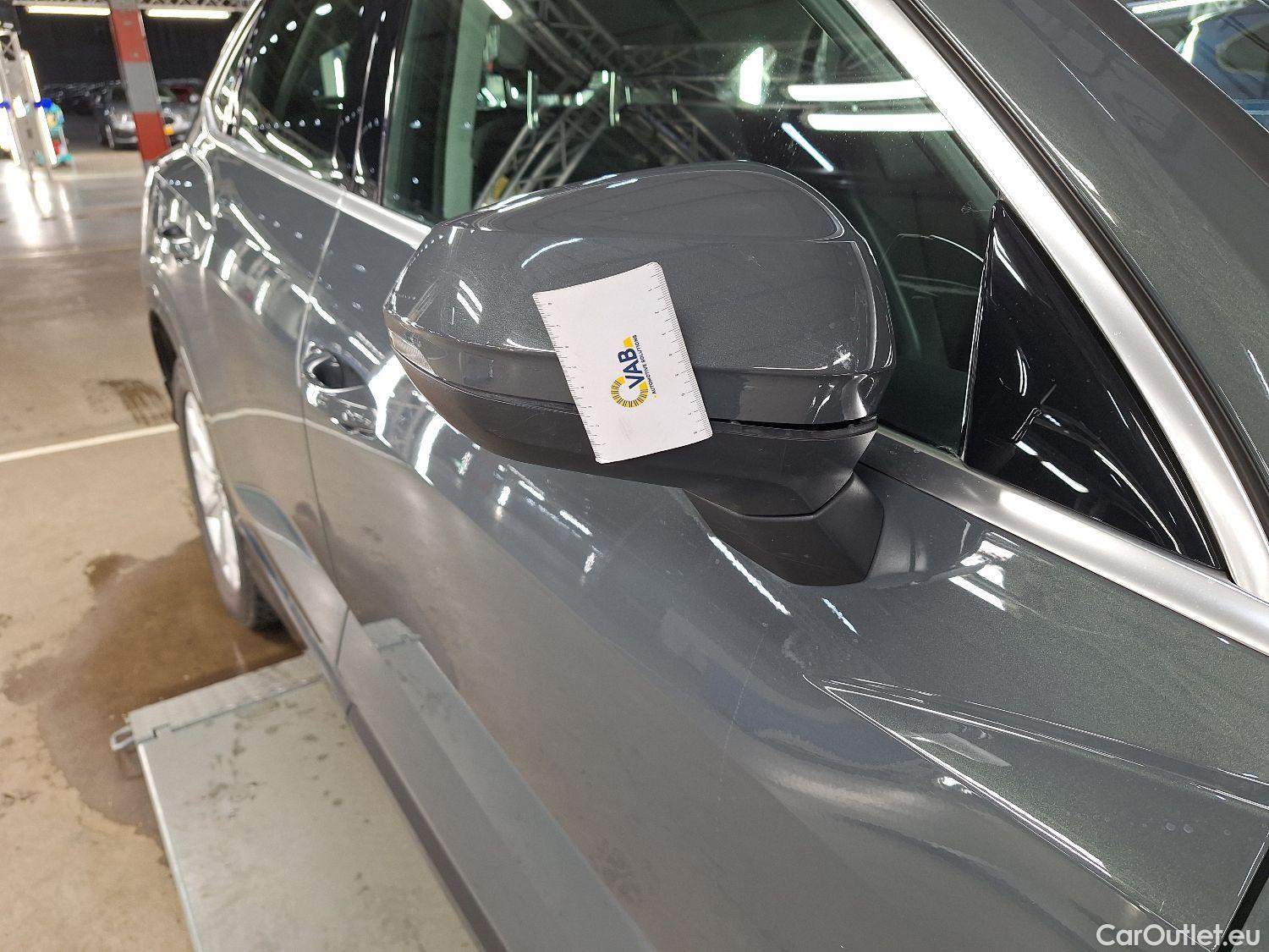  Audi  Q3 Audi,  SB '19 PHEV, Audi  Sportback 45 TFSI e S tronic 5d #34