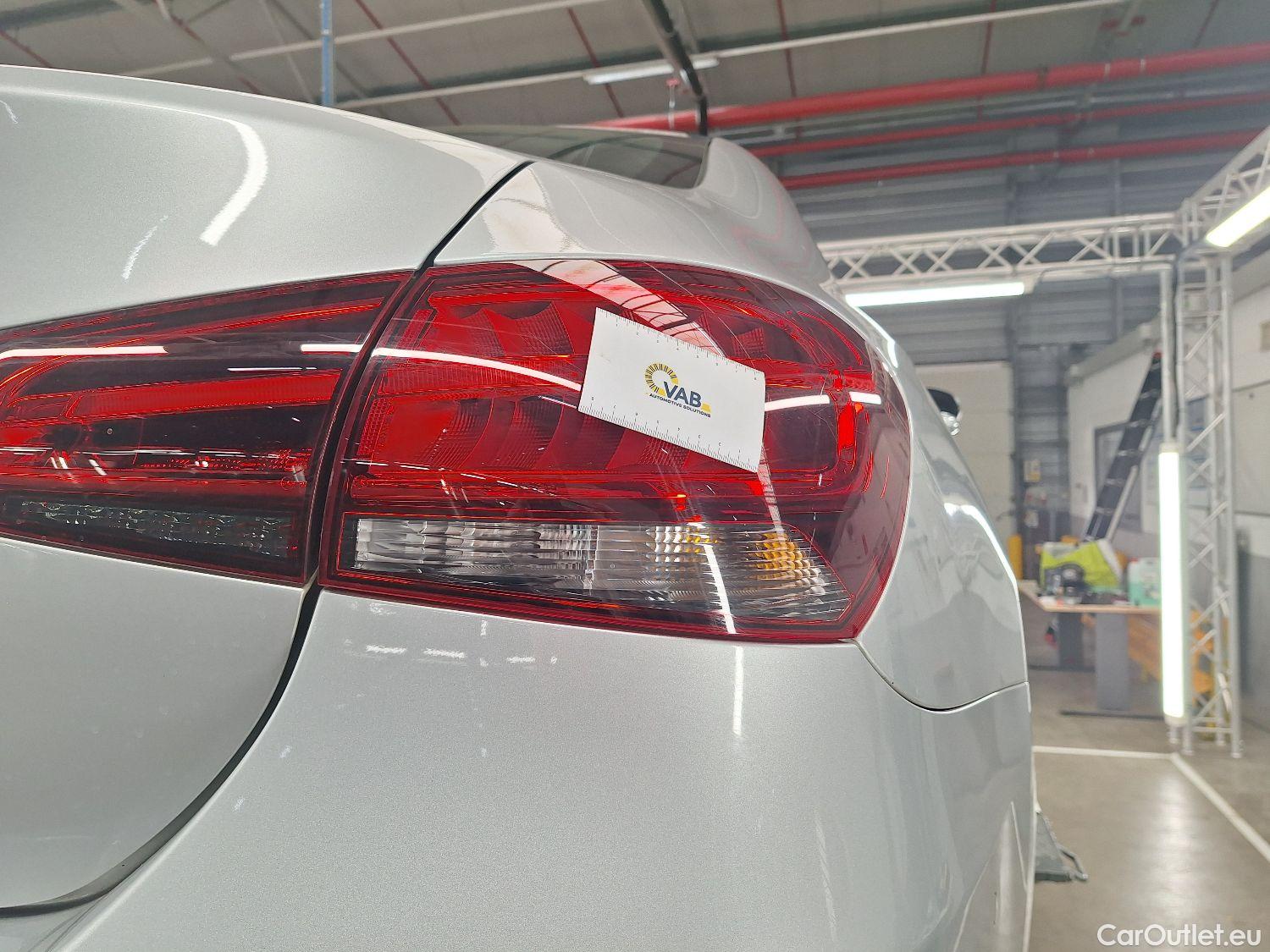  Mercedes  A-Klasse Mercedes, A-Class Berline '18, Mercedes-Benz  Limousine A 180d Business S #47