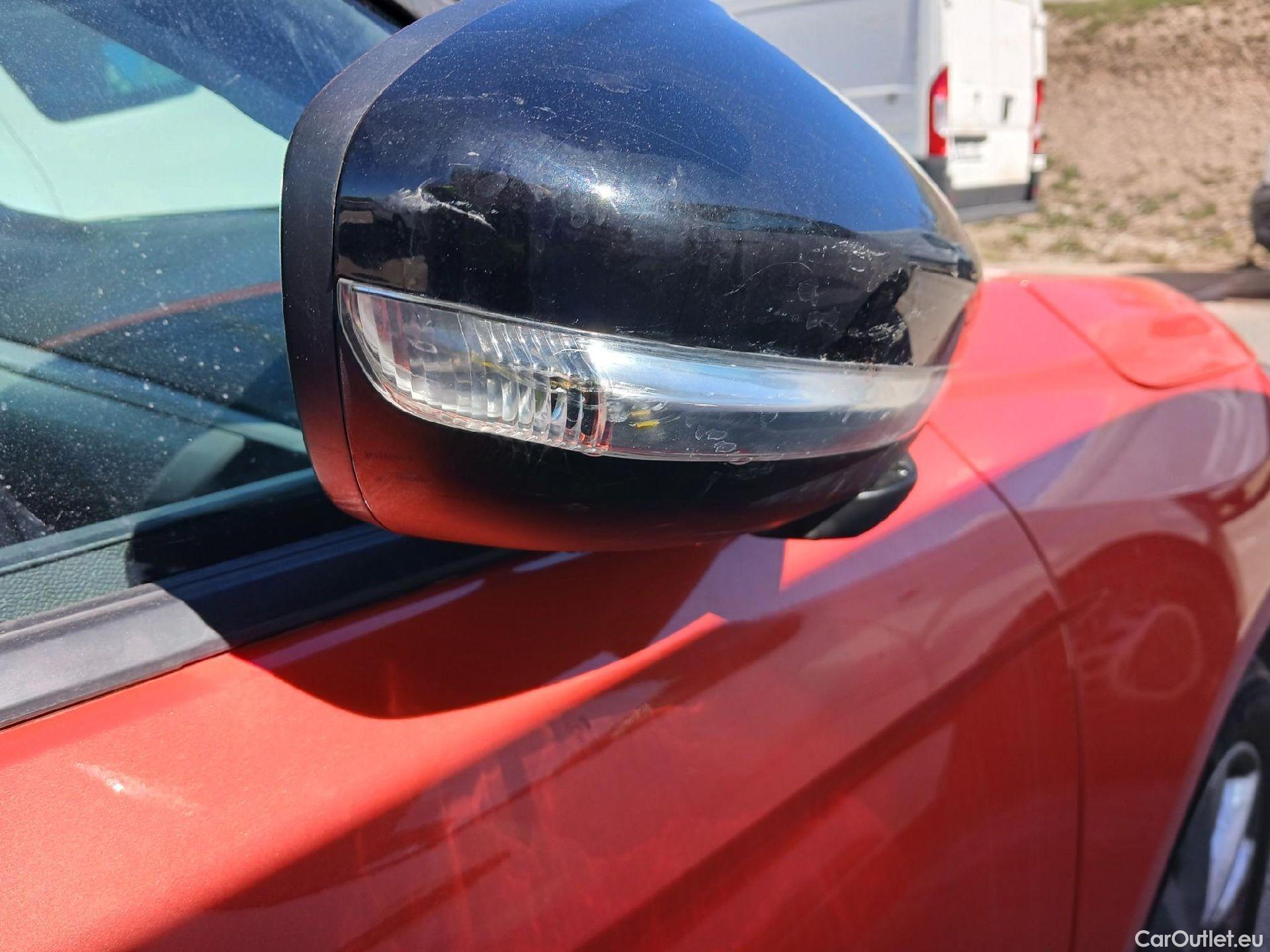  Opel  Corsa OPEL  / 2019 / 5P / berlina con portón 1.2T XHL 74kW (100CV) Edition #18