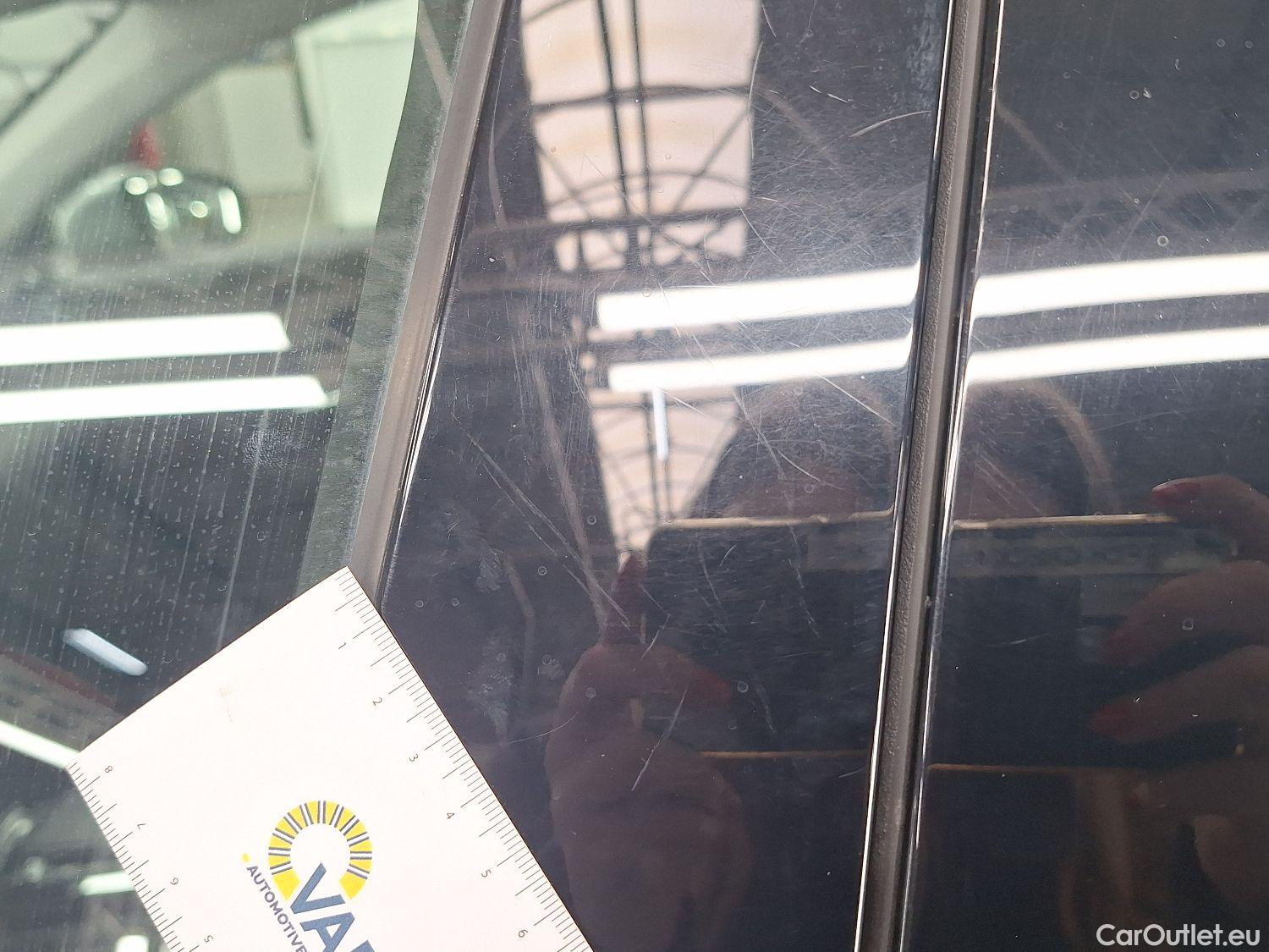  Mercedes  A-Klasse Mercedes, A-Class Berline '18, Mercedes-Benz  Limousine A 180d Business S #4