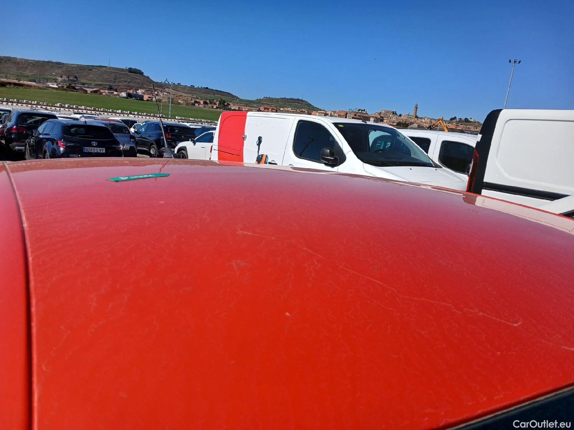  Opel  Corsa OPEL  / 2019 / 5P / berlina con portón 1.2T XHL 74kW (100CV) Edition #26