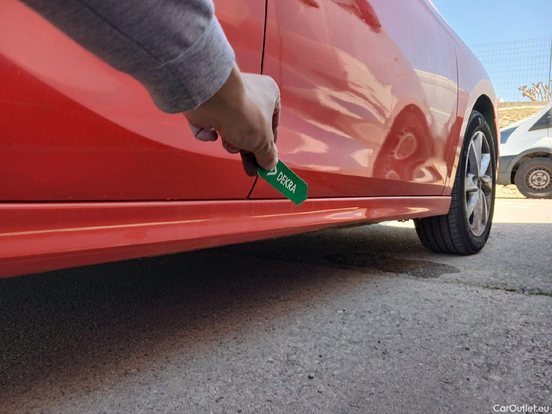  Opel  Corsa OPEL  / 2019 / 5P / berlina con portón 1.2T XHL 74kW (100CV) Edition #13