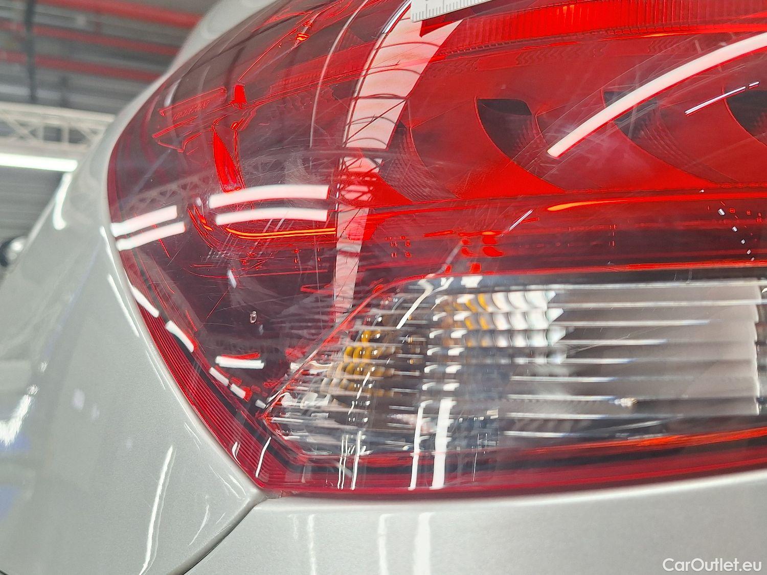  Mercedes  A-Klasse Mercedes, A-Class Berline '18, Mercedes-Benz  Limousine A 180d Business S #60