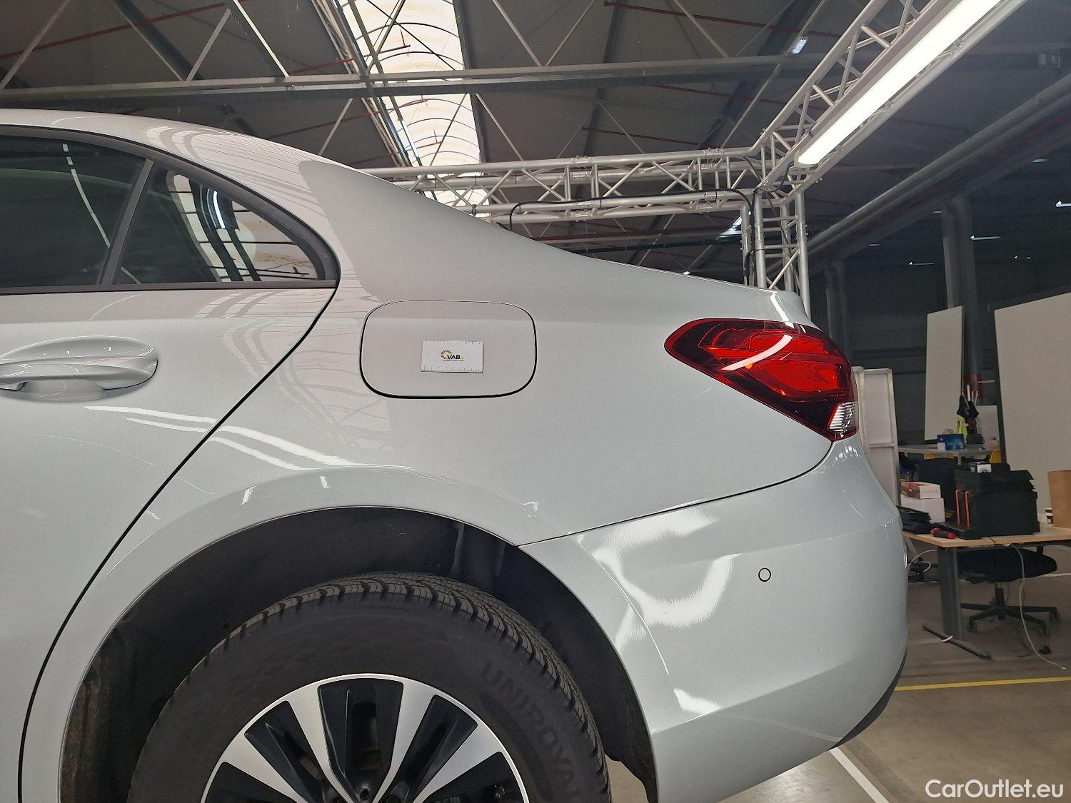  Mercedes  A-Klasse Mercedes, A-Class Berline '18, Mercedes-Benz  Limousine A 180d Business S #61