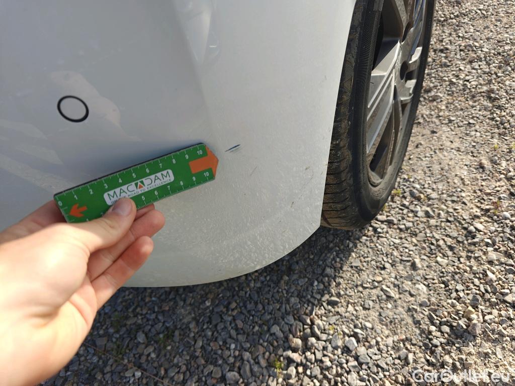  Peugeot  208 PEUGEOT  / 2019 / 5P / berlina con portón BlueHDi 73kW (100CV) Active Pack #42