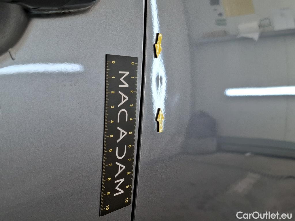  Citroen  C4  Berline Max 1.2 PureTech 130CV BVM6 6E #8