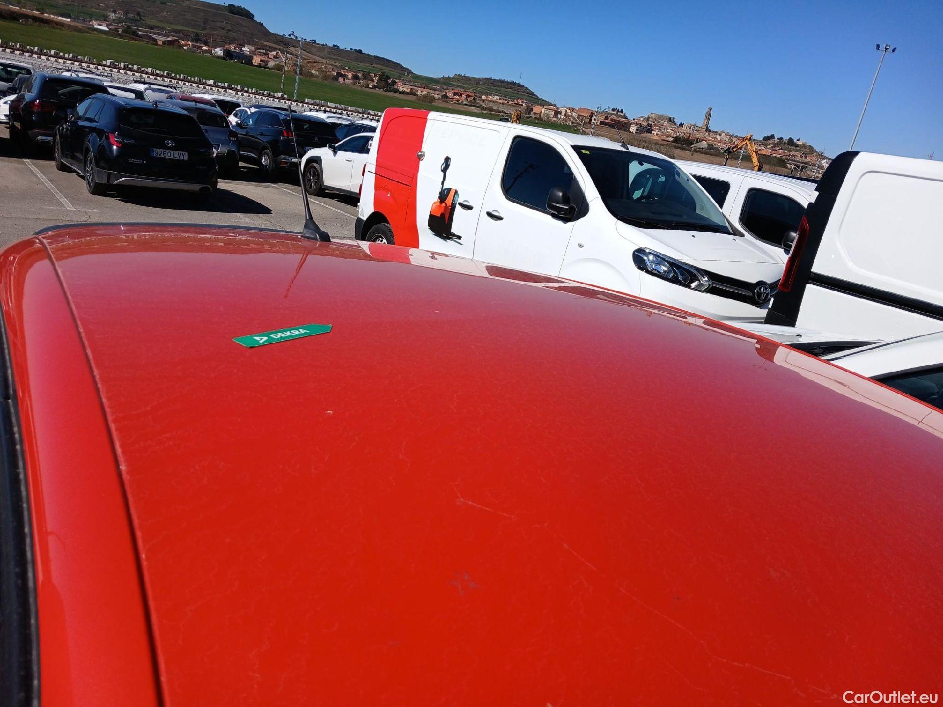  Opel  Corsa OPEL  / 2019 / 5P / berlina con portón 1.2T XHL 74kW (100CV) Edition #29