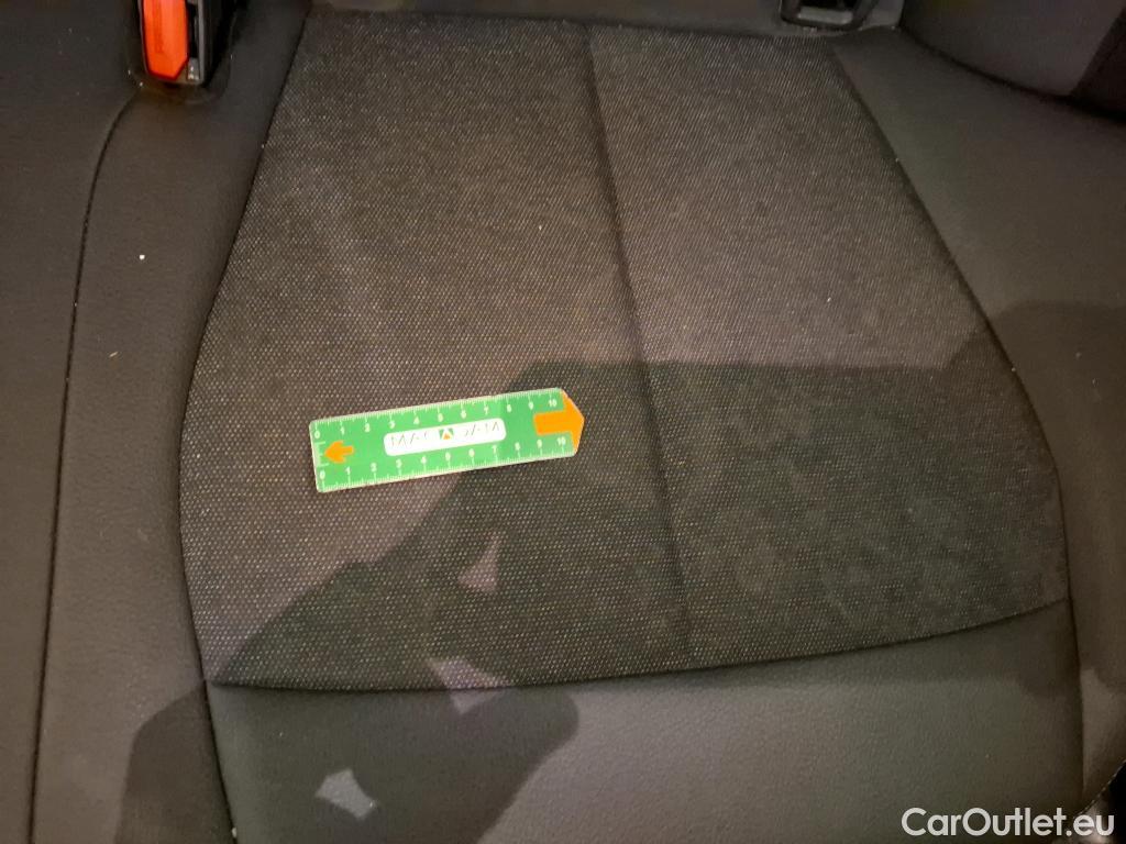  Bmw  Serie 1 Série 1 Berline 118 i Edition Sport 1.5 135CV BVA7 E6d #9