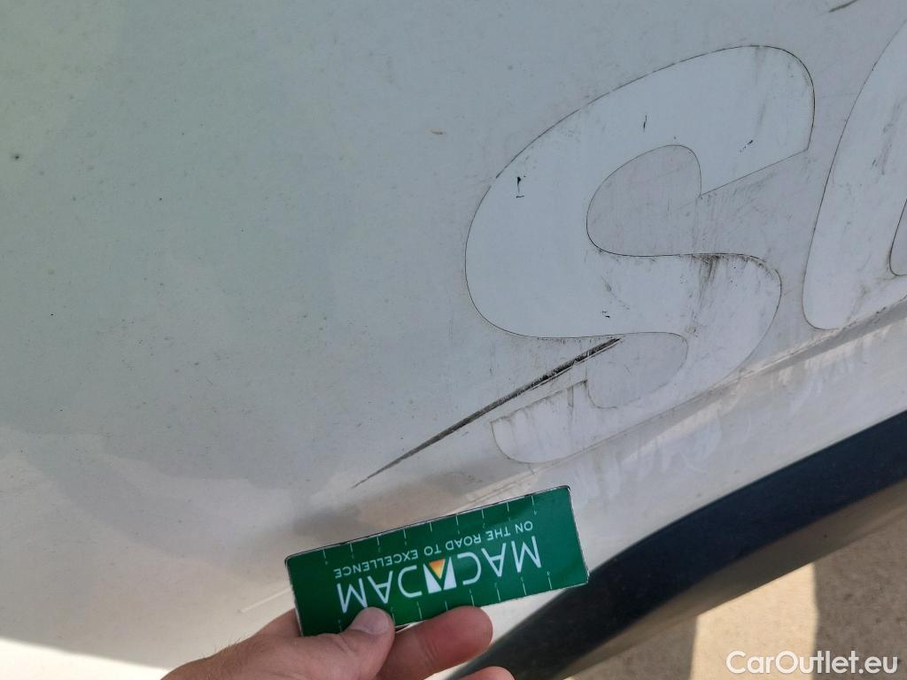  Citroen  Berlingo CITROEN  / 2018 / 3P / furgón derivado de turismo Talla M BlueHDi 100 CONTROL #24