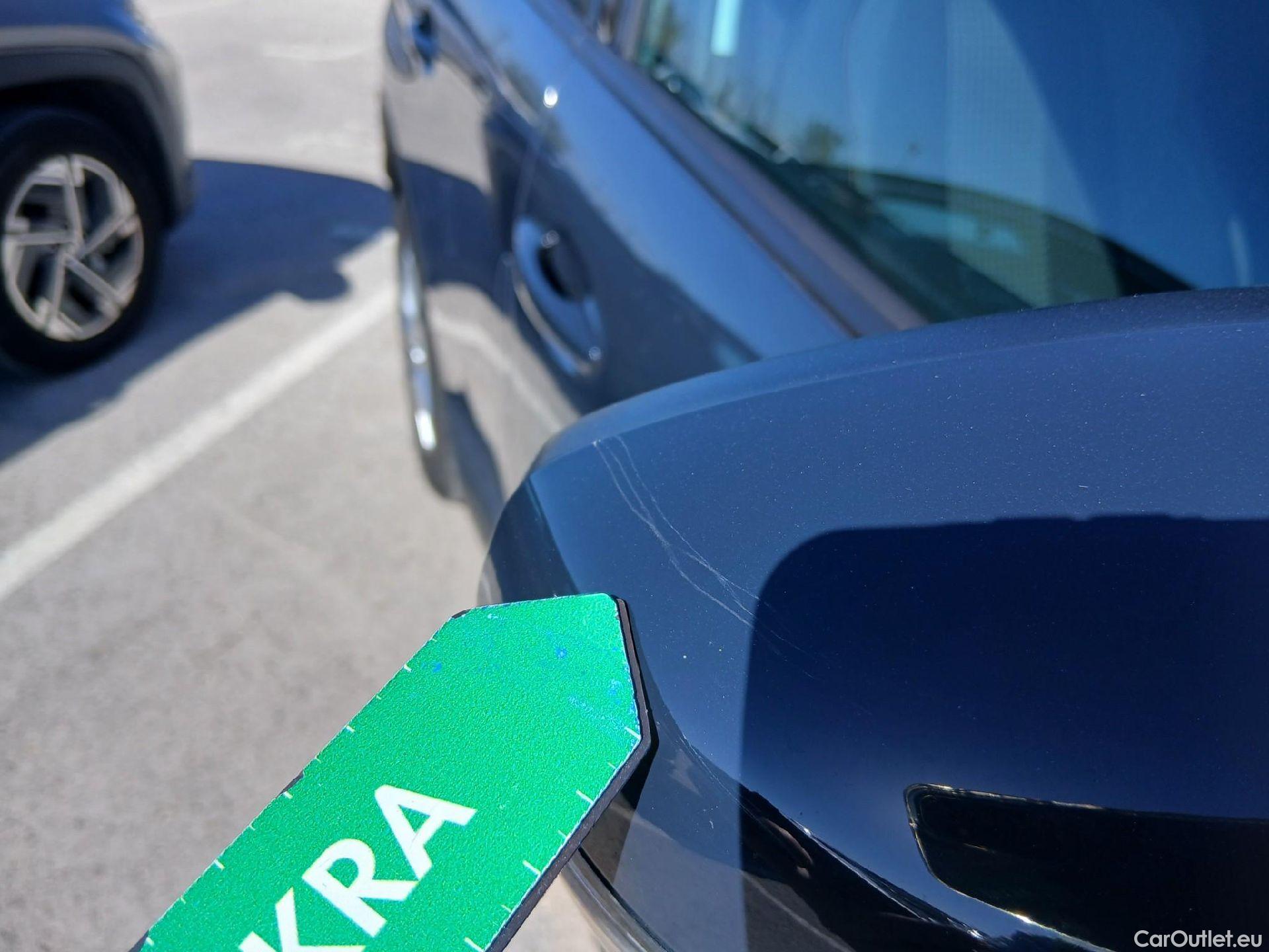  Peugeot  3008 PEUGEOT  / 2016 / 5P / todoterreno 1.5 BlueHDi 96kW (130CV) S&S Active #54