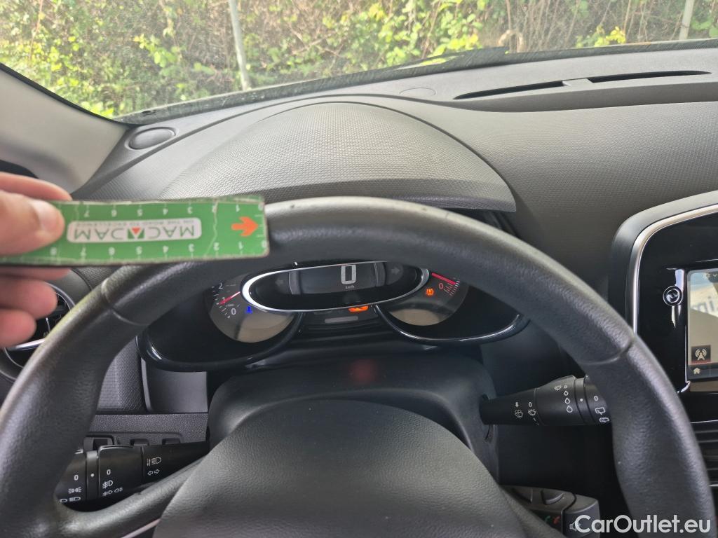  Renault  Clio RENAULT  / 2016 / 5P / berlina con portón Business TCe 66kW (90CV) GLP -18 #21