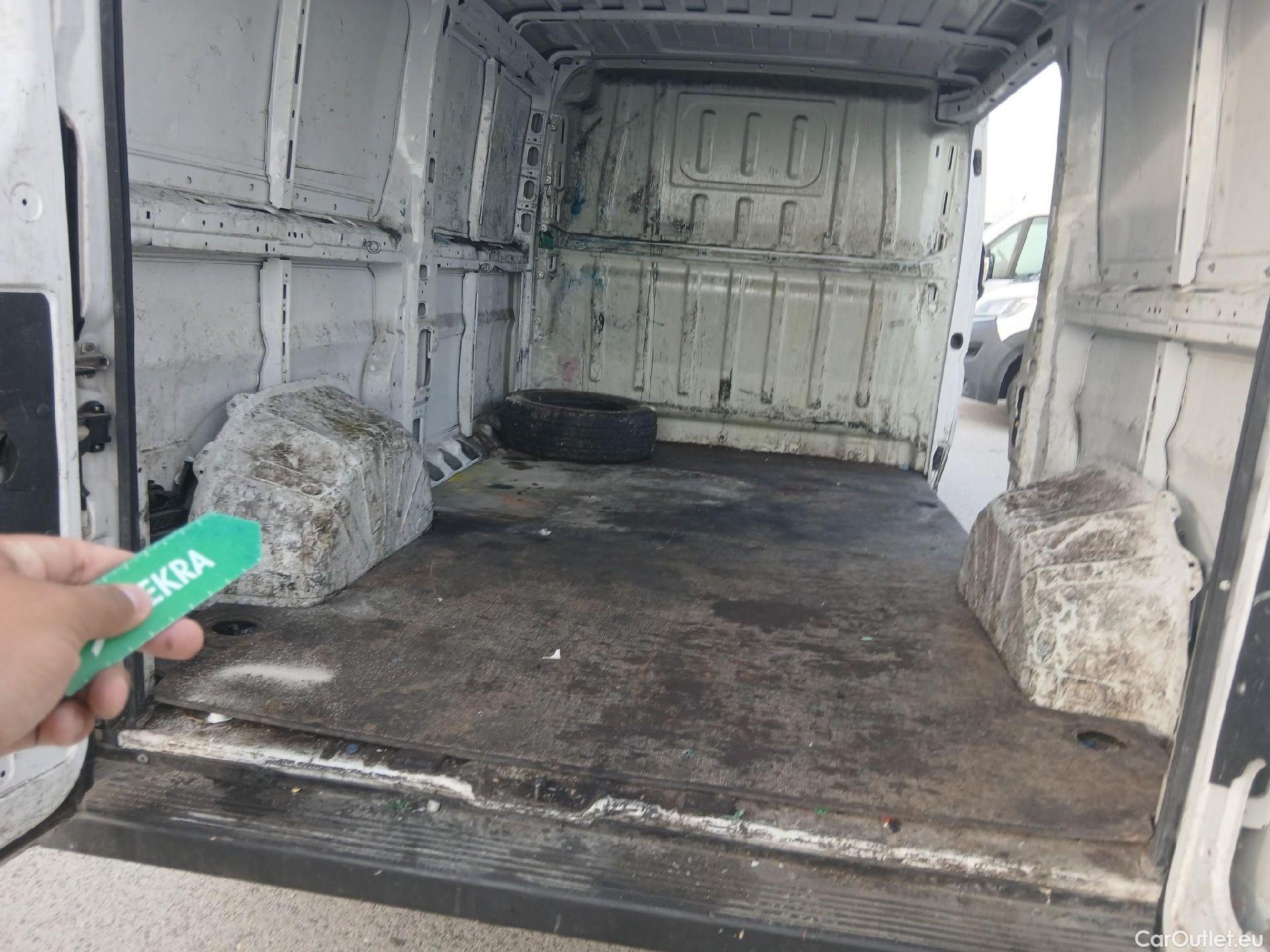  Fiat  Ducato FIAT  / 2014 / 4P / furgón Furgón 35 Medio 100kW Natural Power #1