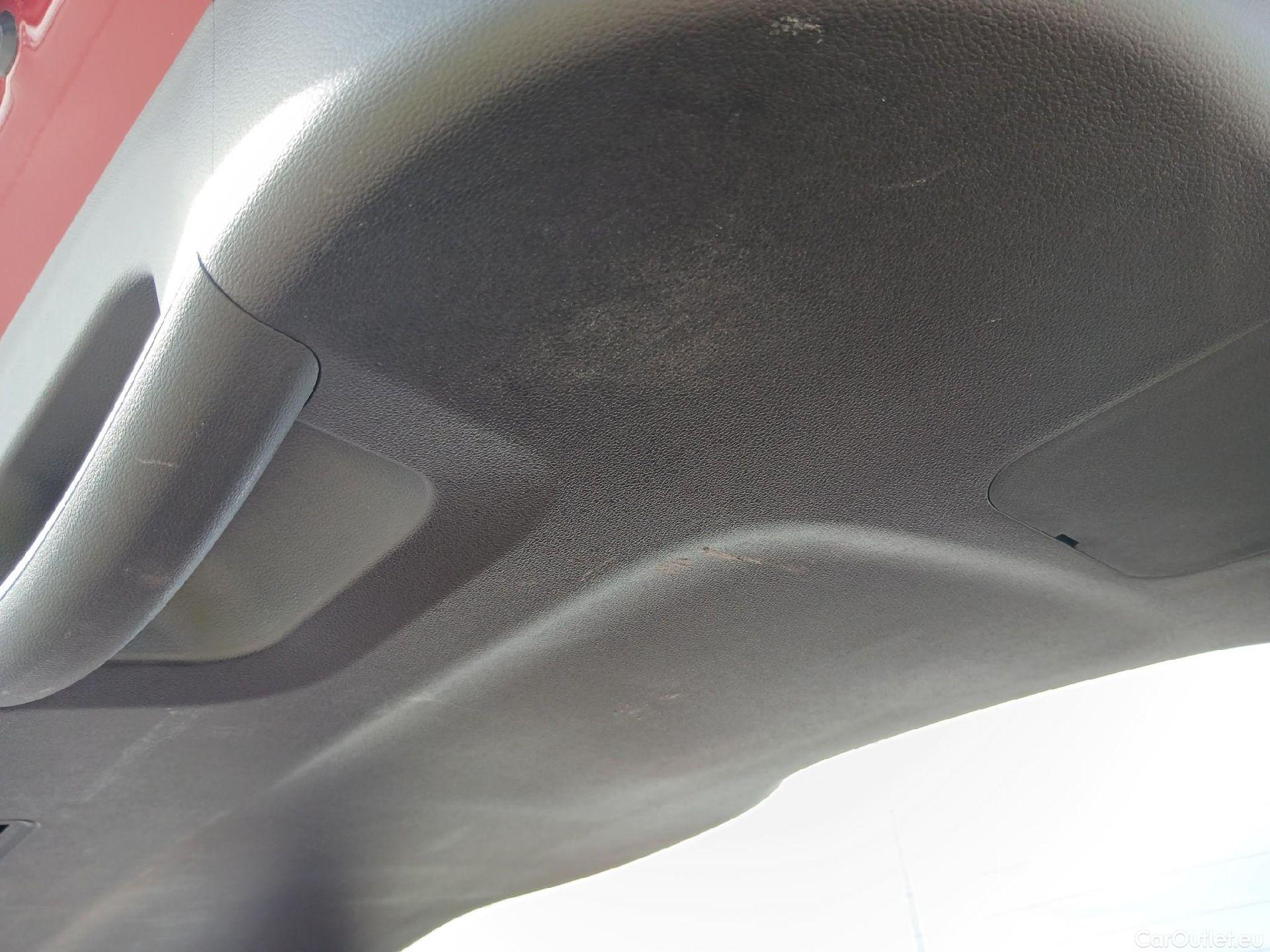  Hyundai  Tucson HYUNDAI  / 2024 / 5P / todoterreno 1.6T 158kW (215CV) HEV AT Klass #6