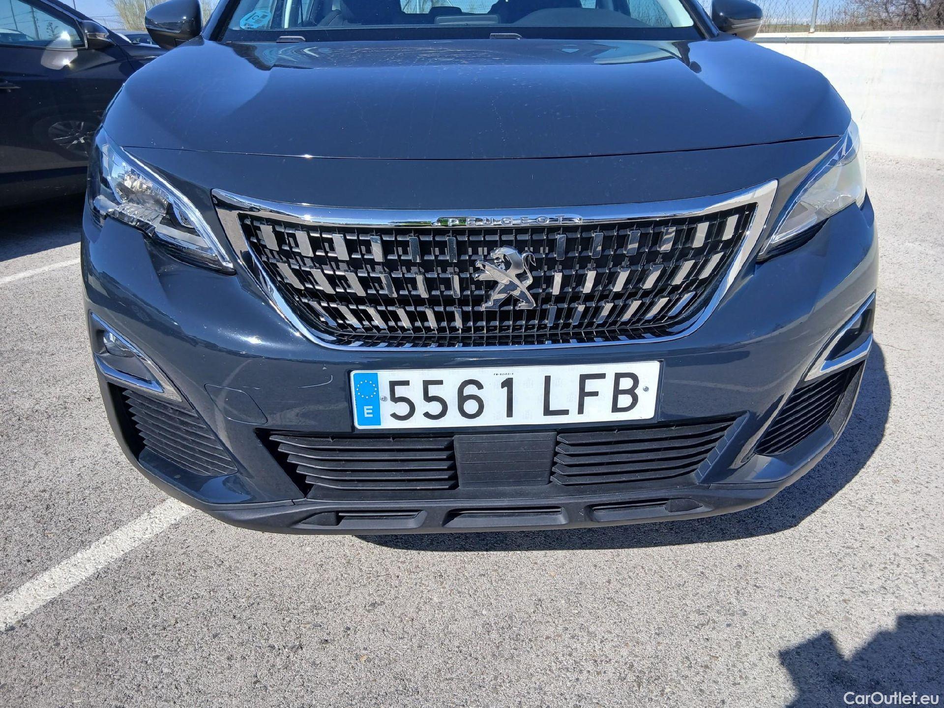  Peugeot  3008 PEUGEOT  / 2016 / 5P / todoterreno 1.5 BlueHDi 96kW (130CV) S&S Active #8