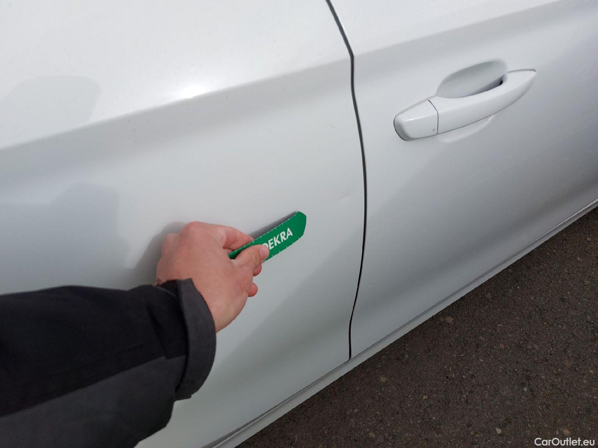  Opel  Corsa OPEL  1.2T XHL 74kW (100CV) Elegance #12