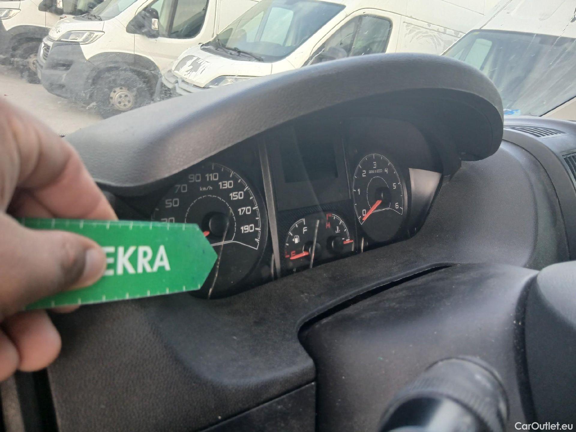  Fiat  Ducato FIAT  / 2014 / 4P / furgón Furgón 35 Medio 100kW Natural Power #17