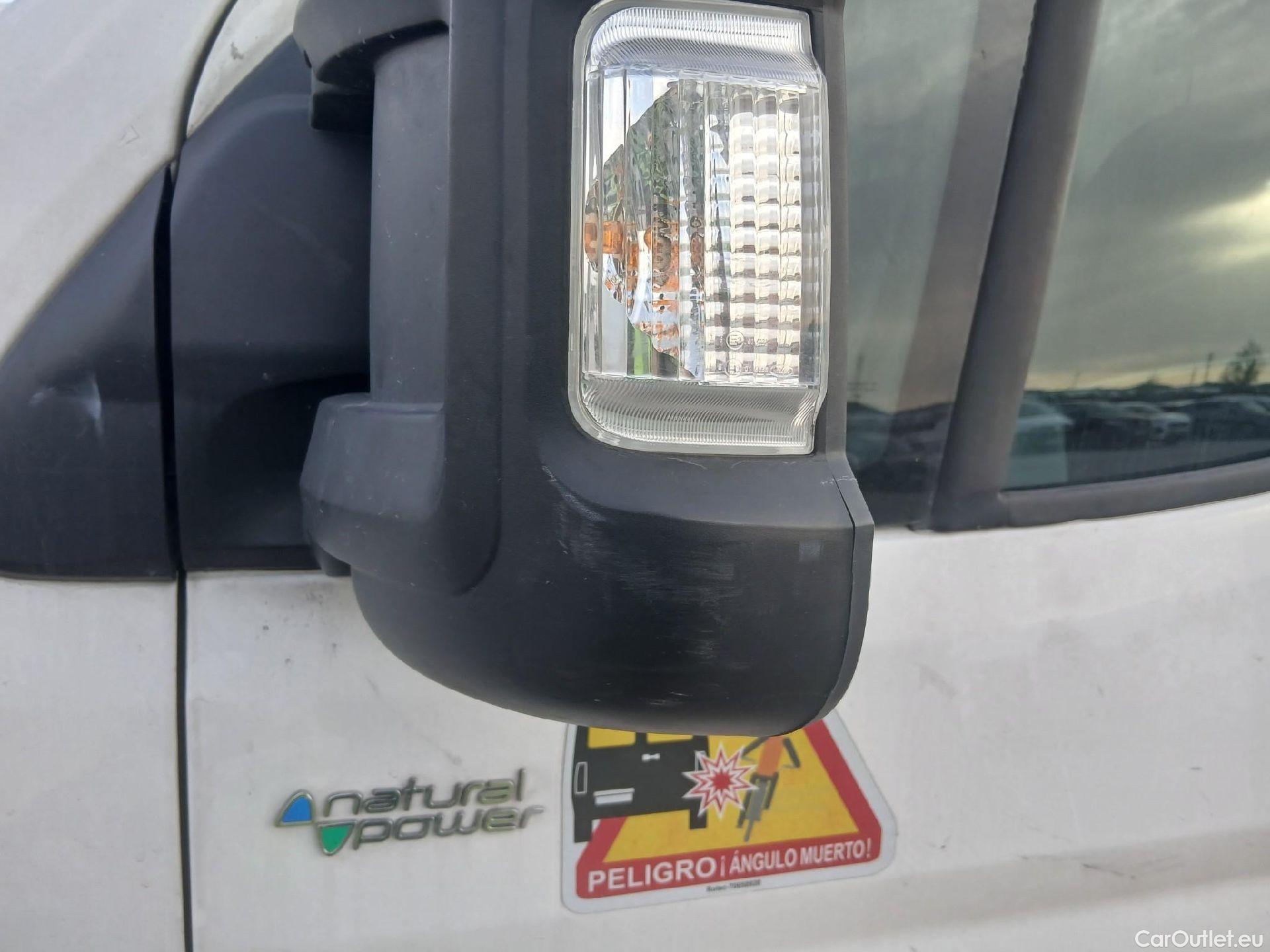  Fiat  Ducato FIAT  / 2014 / 4P / furgón Furgón 35 Medio 100kW Natural Power #27