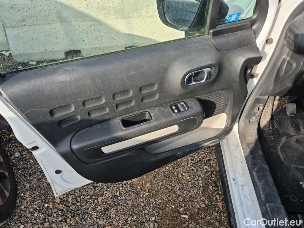  Citroen  C3 CITROEN  / 2016 / 5P / berlina con portón BlueHDi 73KW (100CV) S&S FEEL #3