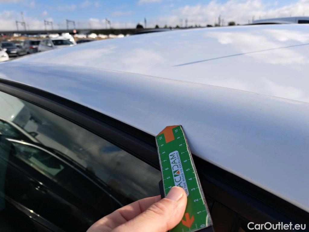  Peugeot  308 PEUGEOT  / 2017 / 5P / berlina con portón 5p Active Pack BlueHDi 130 S&S (AC) #48