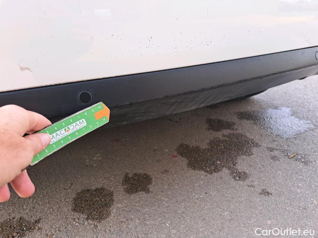  Peugeot  308 PEUGEOT  / 2017 / 5P / berlina con portón 5p Active Pack BlueHDi 130 S&S (AC) #30